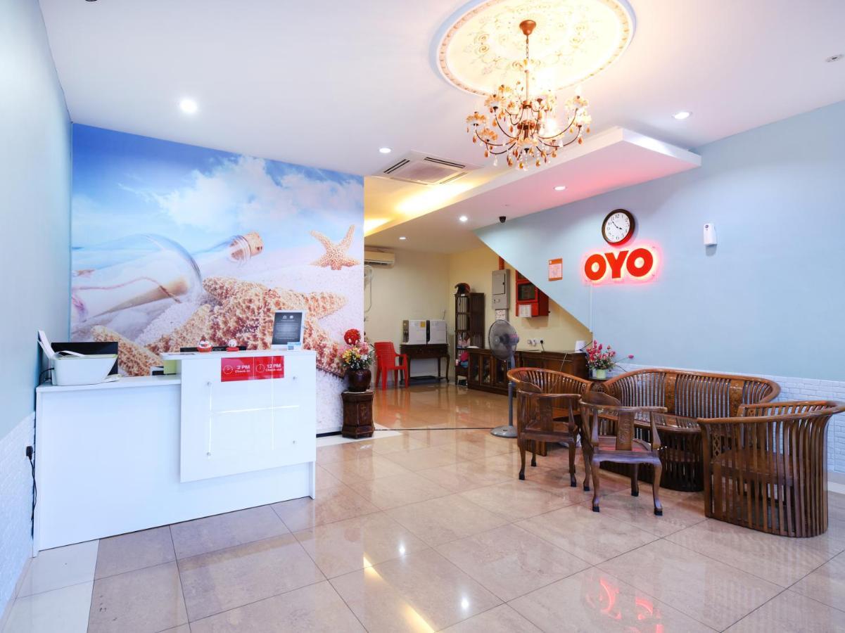 Oyo 1118 Starfish Hotel Malacca Buitenkant foto